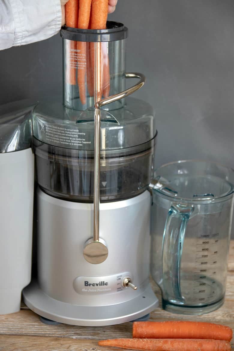 Carrot juice outlet maker